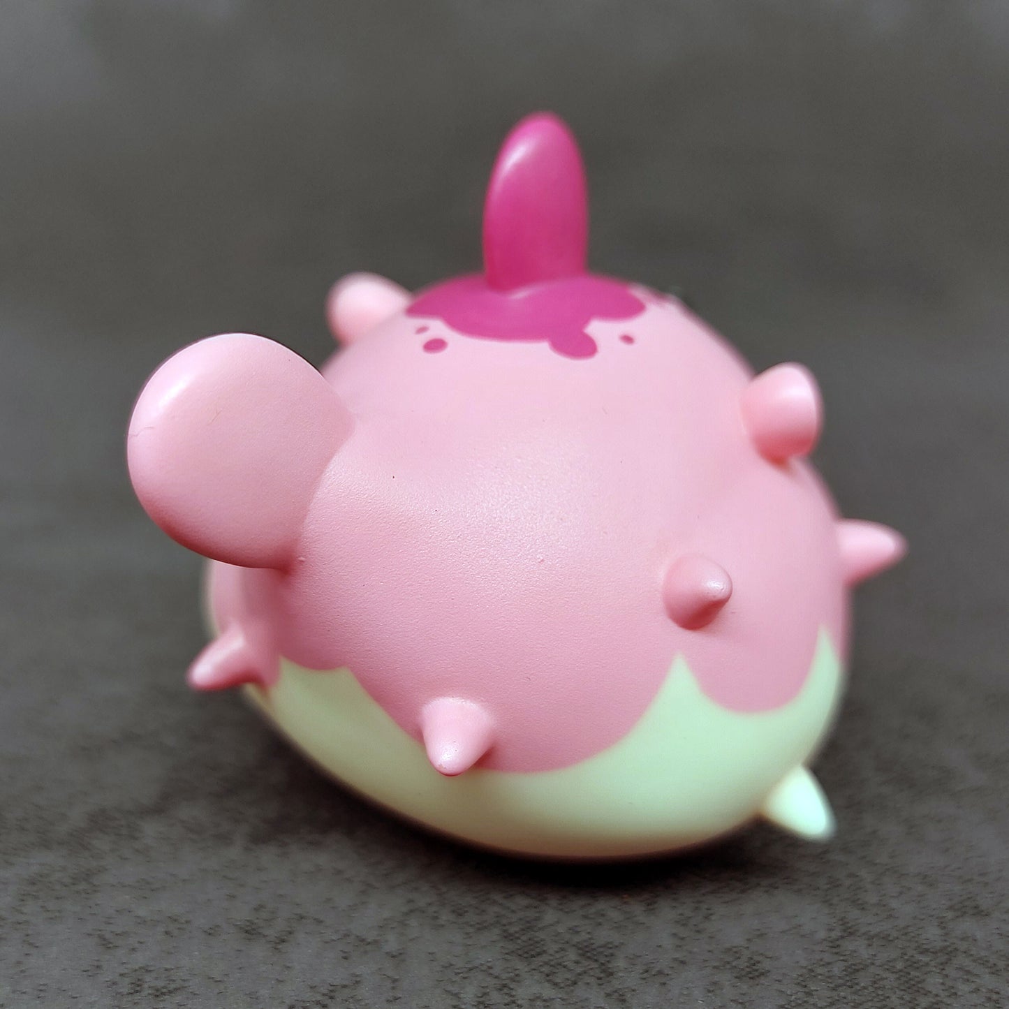 Strawberry PufferBallFish 草莓刺波魚
