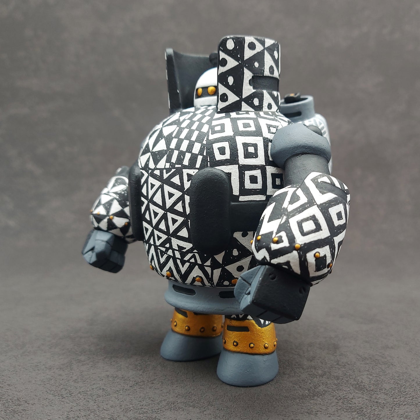 B&W Pattern Gastank Bot 黑白花紋石油氣重機