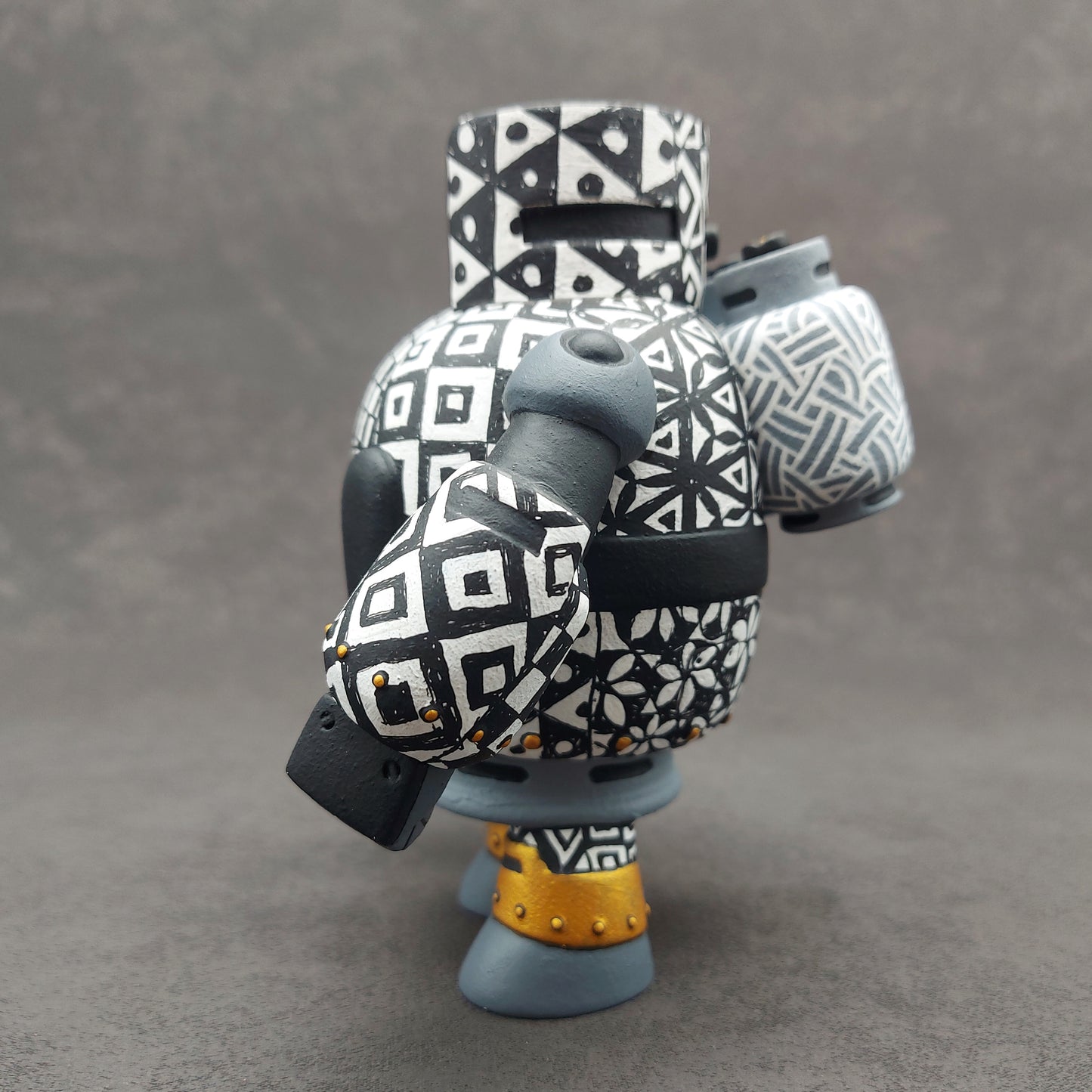 B&W Pattern Gastank Bot 黑白花紋石油氣重機