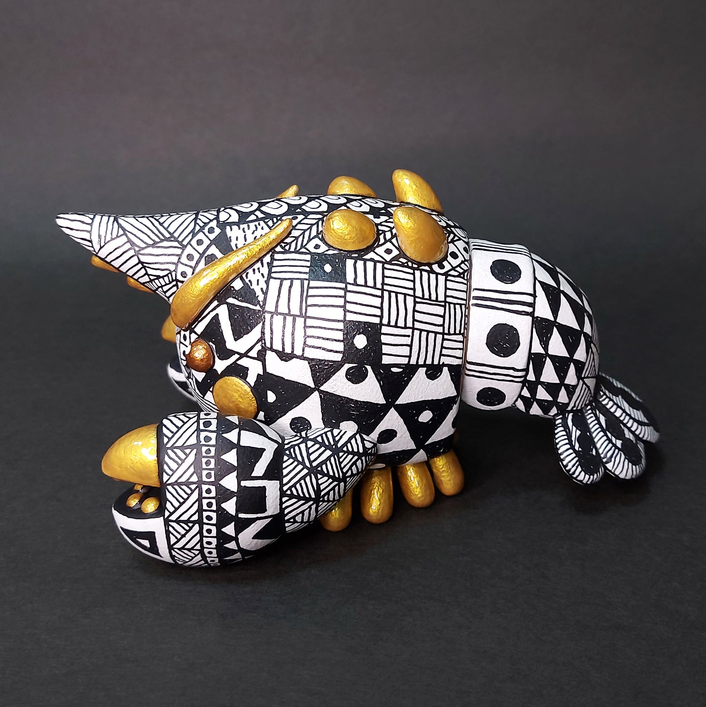 B&W Ceramics BallBallShrimp 03 黑白陶瓷花紋波波蝦 03