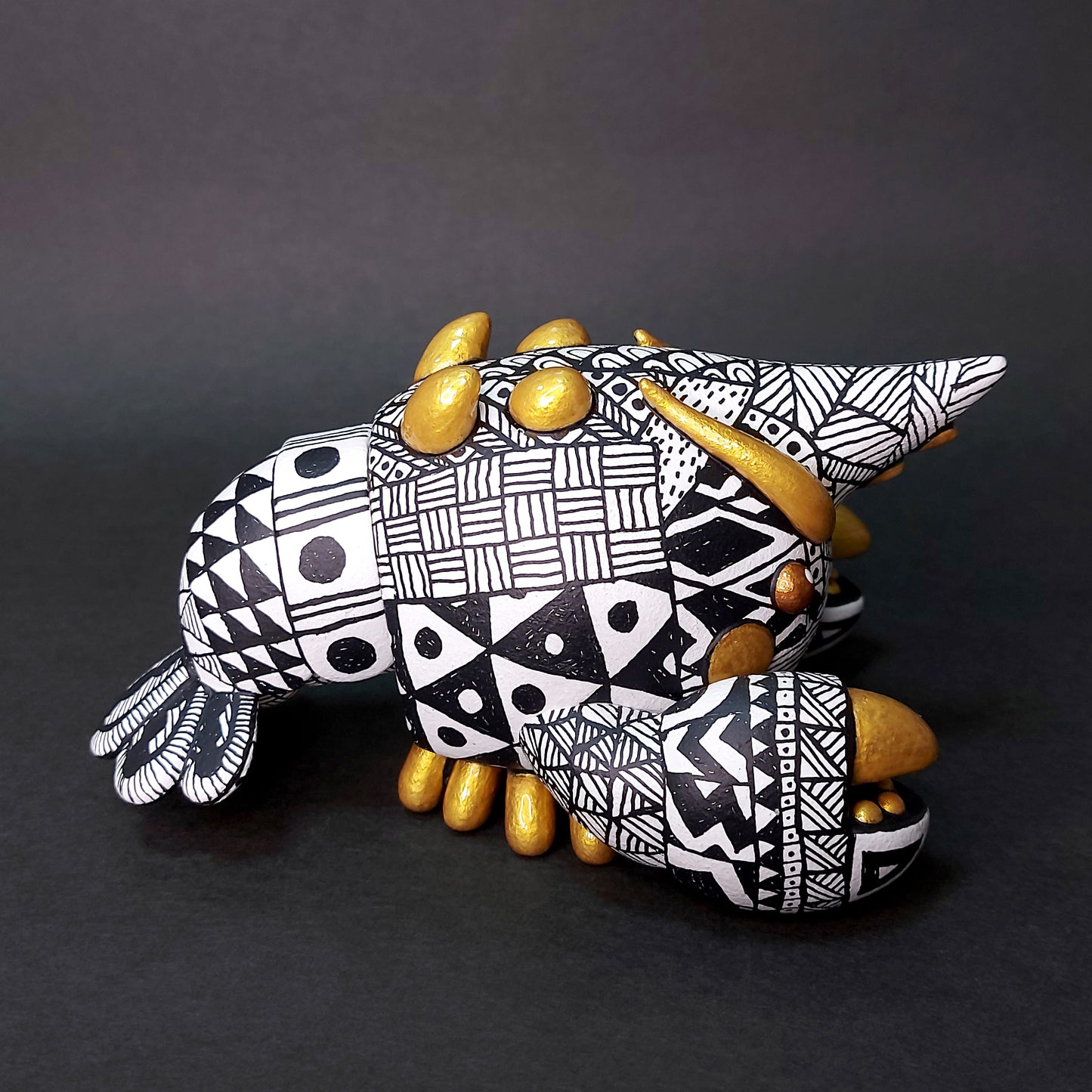 B&W Ceramics BallBallShrimp 03 黑白陶瓷花紋波波蝦 03