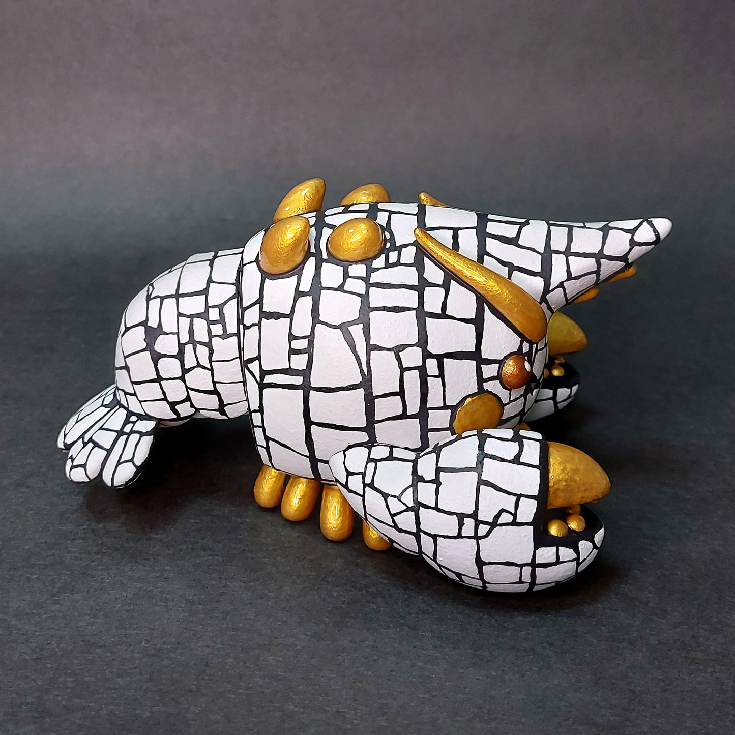 B&W Ceramics BallBallShrimp 04 黑白陶瓷花紋波波蝦 04