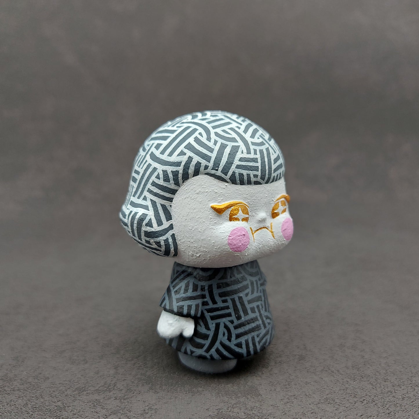 B&W mini BBG 黑白迷你肥妹