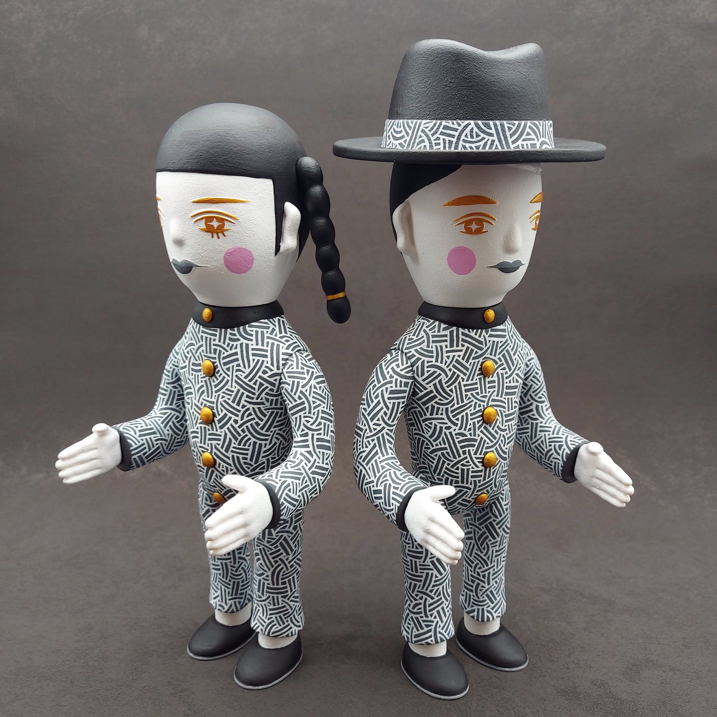 B&W Gold Boy And Jade Girl 黑白金童玉女