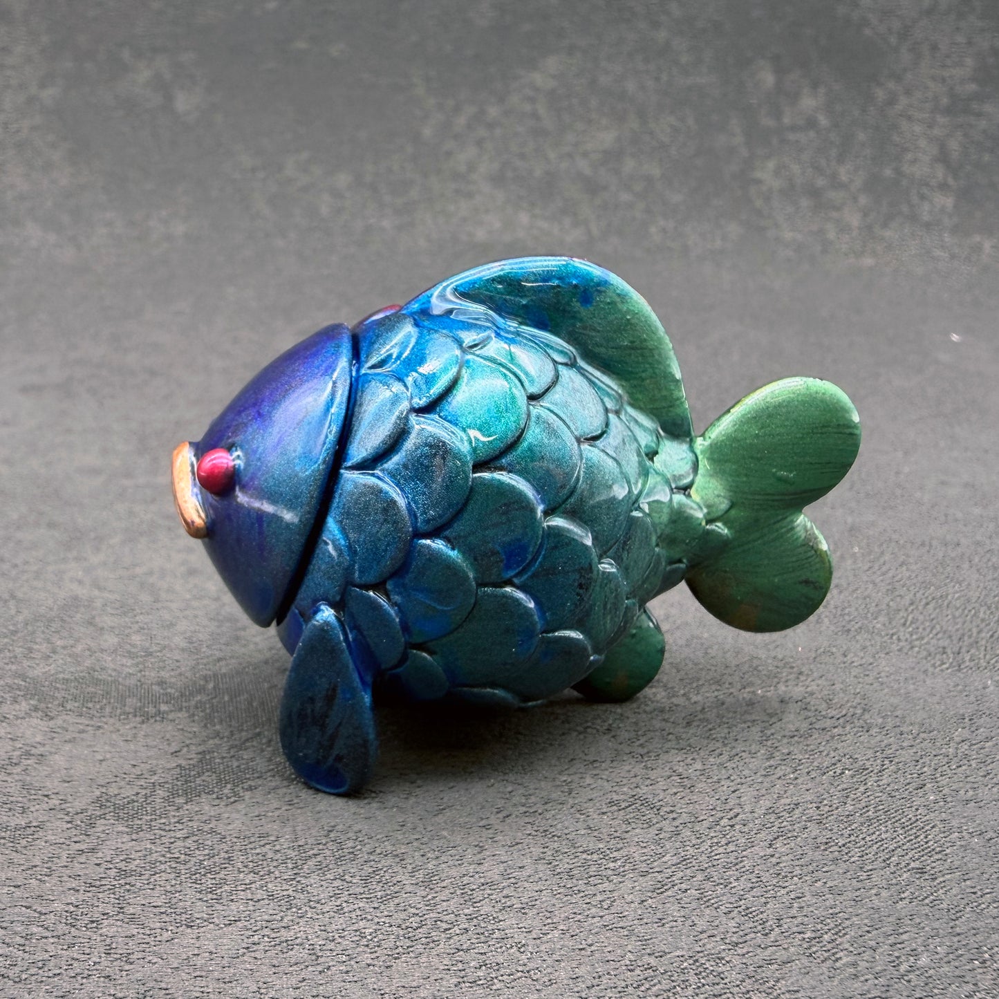 Metallic Rainbow BallBallFish 金屬彩虹波波魚