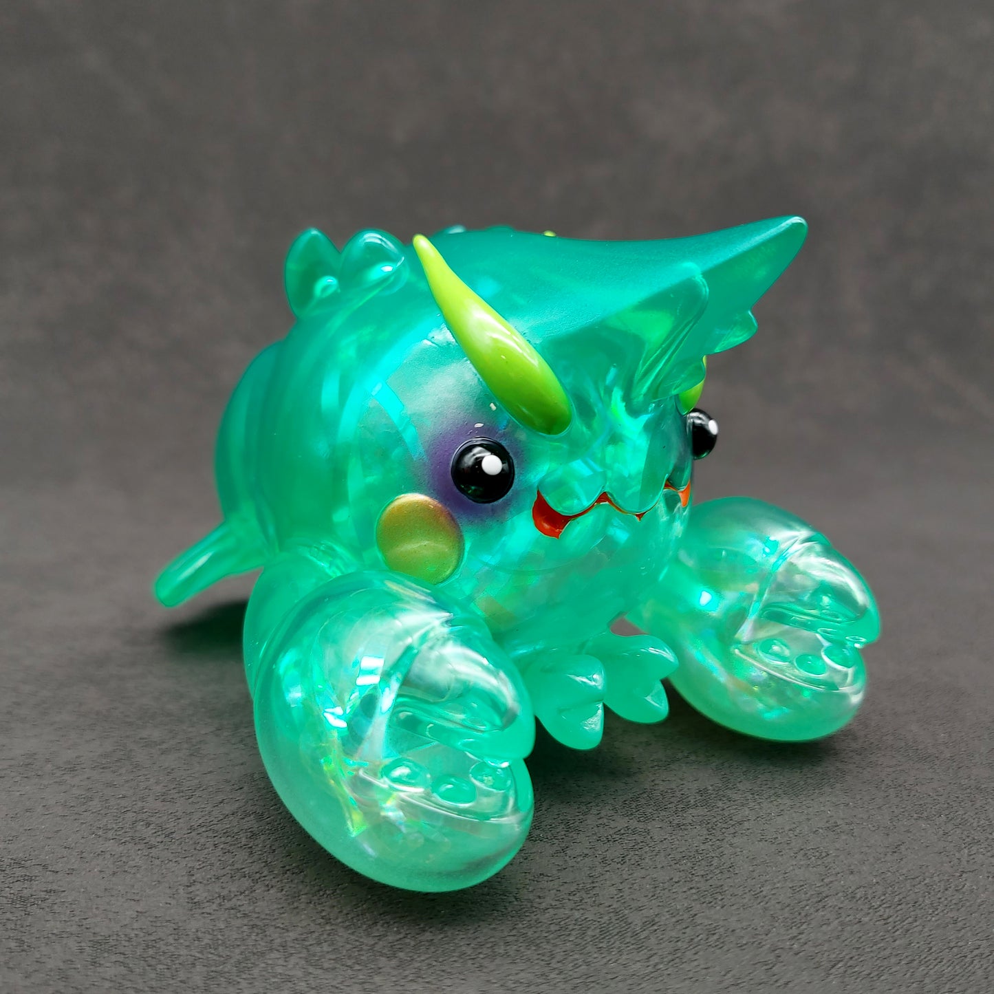 透明綠波波蝦 Transparent Green BallBallShrimp